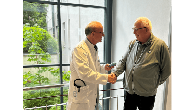 700. Hirnschrittmacher-Patient erfolgreich rehabilitiert: MEDICLIN Klinik Reichshof setzt Maßstäbe in der Parkinson-Therapie